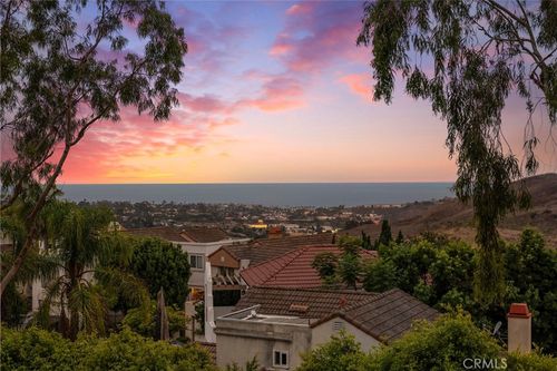 640 Via Umbroso, San Clemente, CA, 92672 | Card Image