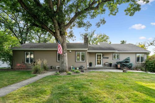 1513 Cherry Ln, Cedar Falls, IA, 50613-4501 | Card Image