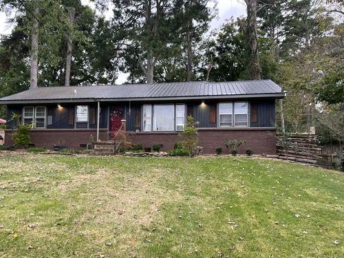 913 1st Ave, Tullahoma, TN, 37388-3063 | Card Image