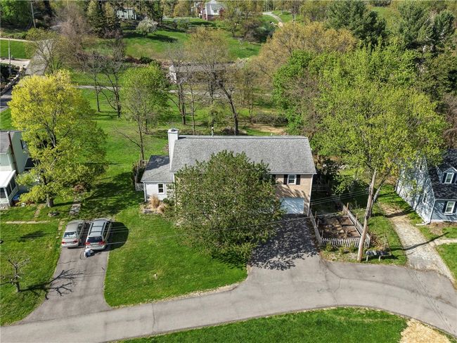 1503 Grandview Way, House other with 5 bedrooms, 3 bathrooms and 2 parking in Sewickley PA | Image 25