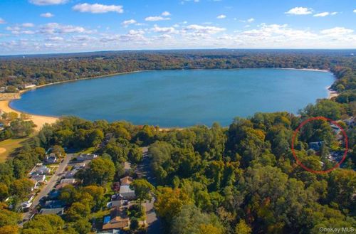 16 Birch Dr, Ronkonkoma, NY, 11779-3102 | Card Image