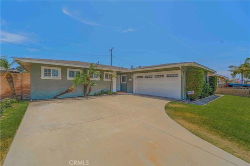 7442 Santa Domingo Way, Buena Park, CA, 90620-3172 | Card Image