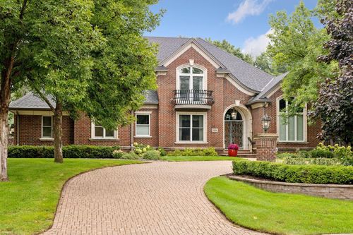 1936 Glenhill Rd, Mendota Heights, MN, 55118-4164 | Card Image