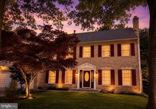 15517 Ambiance Dr, NORTH POTOMAC, MD, 20878-2354 | Card Image