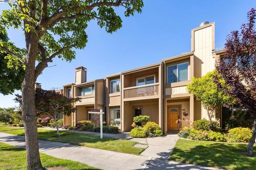 3362 Tonga Ln, Alameda, CA, 94502-6967 | Card Image