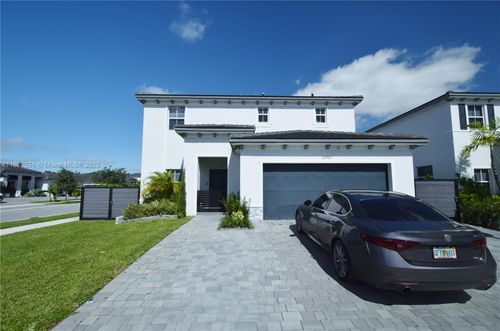 12763 Sw 214th Ter, Miami, FL, 33177-5981 | Card Image