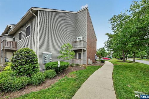 601 Ravens Crest Dr, Plainsboro, NJ, 08536-2484 | Card Image