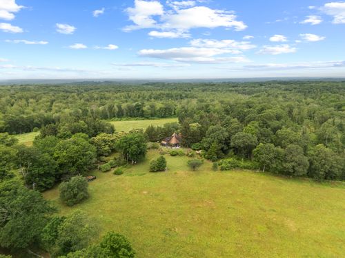 55A Anna Farm Rd W, North Stonington, CT, 06359 | Card Image