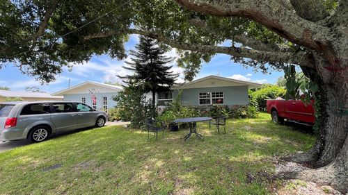 2405 Blossom Court, Fort Pierce, FL, 34982 | Card Image
