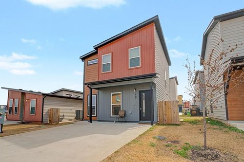 901 Tennessee Ave, Bentonville, AR, 72713-4103 | Card Image