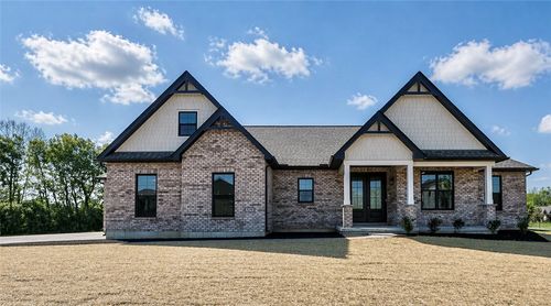 2795 Venice Crossing Dr, Hamilton, OH, 45013-3868 | Card Image