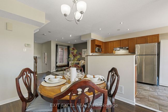 1509 Demeter St, House attached with 3 bedrooms, 2 bathrooms and 2 parking in Orleans ON | Image 11