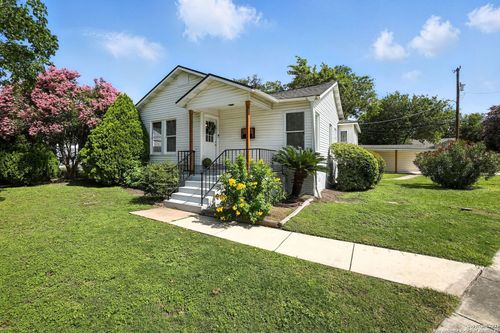 129 Leming Dr, San Antonio, TX, 78201-3741 | Card Image