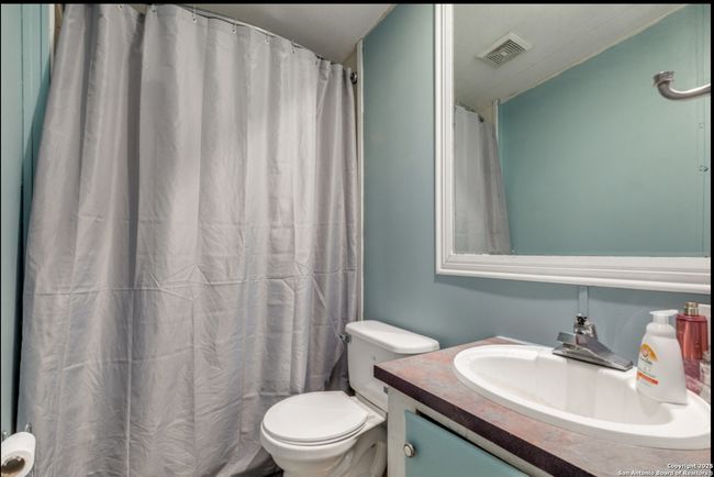 4303 Water Oak Dr, House other with 3 bedrooms, 2 bathrooms and null parking in Elmendorf TX | Image 10