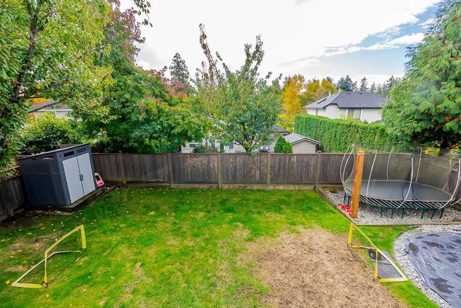 16930 58 A Avenue, House other with 4 bedrooms, 3 bathrooms and 6 parking in Surrey BC | Image 38