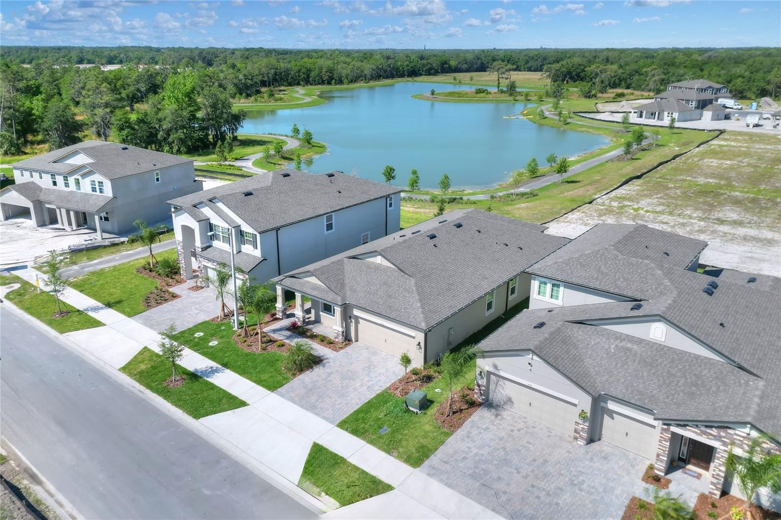 Beachrose Way, Lakeland, FL 33811
