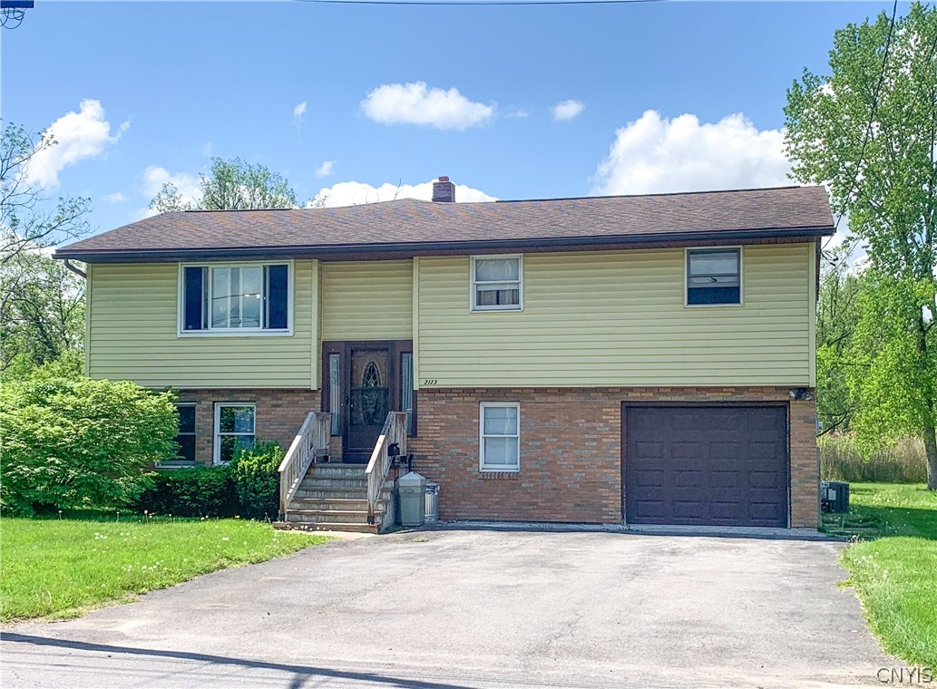 Graham Ave, Utica, NY 13502