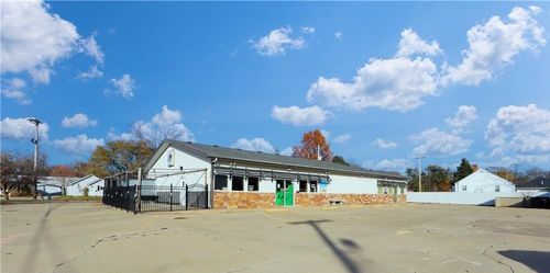 430 W State St, Charleston, IL, 61920-1363 | Card Image