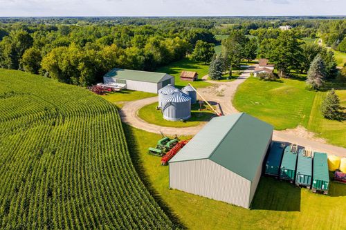 1788 397th Ave Ne, Stanchfield, MN, 55080-3303 | Card Image