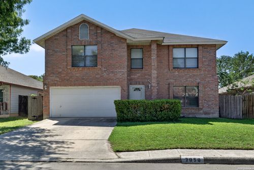7050 Mary Todd Dr, San Antonio, TX, 78240-4044 | Card Image