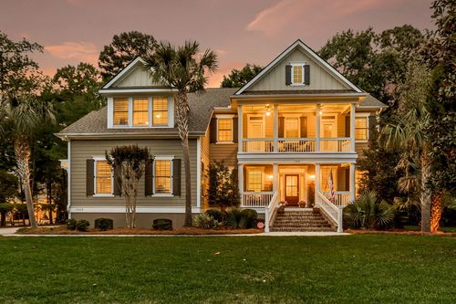 1563 Capel St, Mount Pleasant, SC, 29466-8378 | Card Image