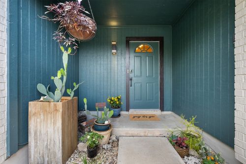12511 Tree Line Dr, Austin, TX, 78729-5412 | Card Image