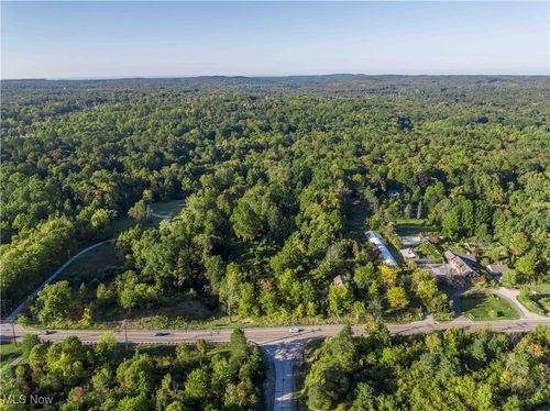 9448 Mayfield Rd, Chesterland, OH, 44026-2712 | Card Image