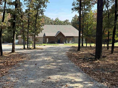 176 Red Bud Ln, Searcy, AR, 72143-8072 | Card Image