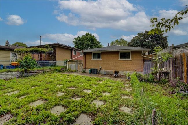 46 Elmwood Ave, House other with 6 bedrooms, 2 bathrooms and 4 parking in Cambridge ON | Image 31