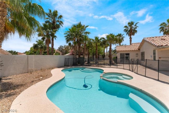 5912 Hollowridge Road, House other with 3 bedrooms, 2 bathrooms and null parking in North Las Vegas NV | Image 45