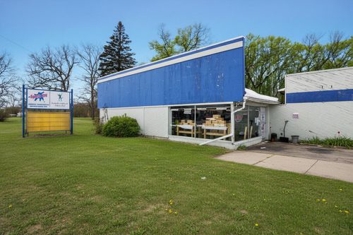 316 W Parkdale Ave, Manistee, MI, 49660-1132 | Card Image