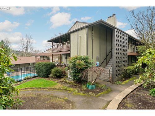 c-3032 Sw Florida Ct, Portland, OR, 97219-1870 | Card Image