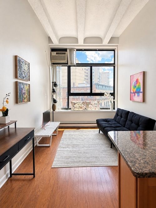 418-12 Stoneholm St, Boston, MA, 02115-2914 | Card Image