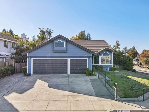  Roxanne Lane, Rohnert Park, CA, 94928 | Card Image