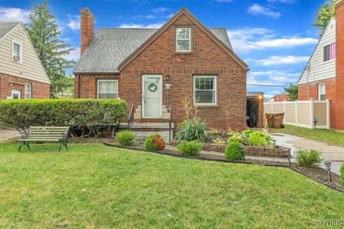 28 Cedar Rd, Cheektowaga, NY, 14215-2912 | Card Image