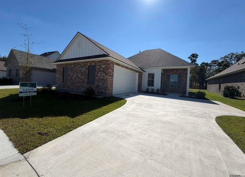 3696 Waterbury Ave, Baton Rouge, LA, 70810-3383 | Card Image