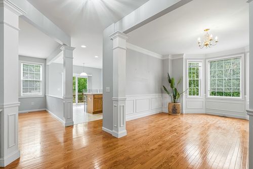 46-46 Tulip Cir, South Grafton, MA, 01560-1260 | Card Image