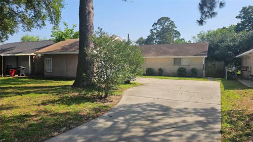 5118 Mauritz Drive, Houston, TX, 77032 | Card Image