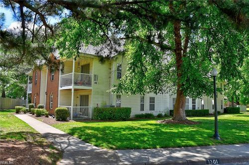 1311 Ivywood Rd, Virginia Beach, VA, 23453-1503 | Card Image