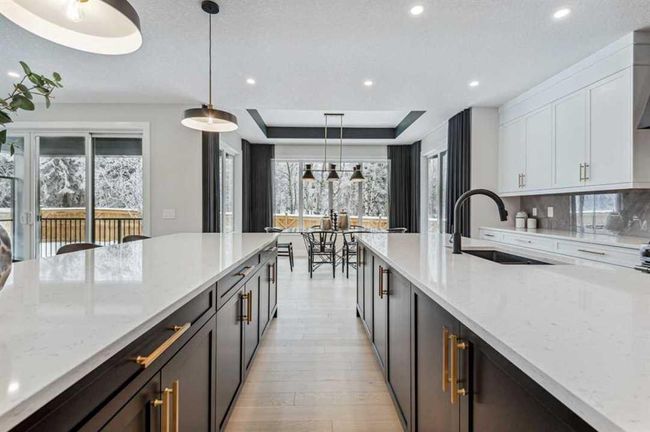 66 Aspen Summit Close Sw, Home with 6 bedrooms, 4 bathrooms and 6 parking in Calgary AB | Image 11