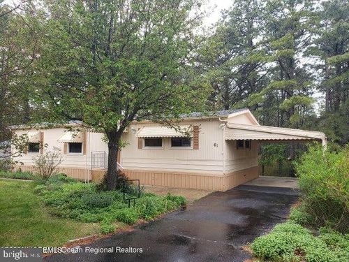 61 Kingfisher Way, Whiting, NJ, 08759-3739 | Card Image