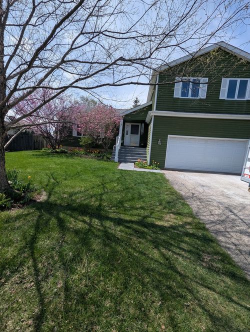 6 Crows Nest Ct, Third Lake, IL, 60030-2612 | Card Image