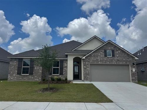 4666 E Ridge Rd, Lake Charles, LA, 70607-4333 | Card Image