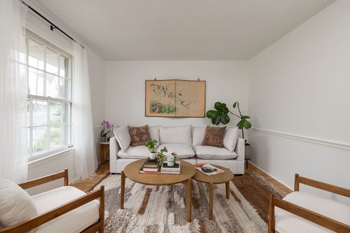 681 James Ave, Nashville, TN, 37209-1267 | Card Image