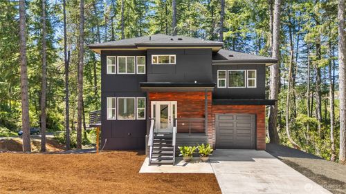 21 E Country Club Dr N, Union, WA, 98592-9410 | Card Image