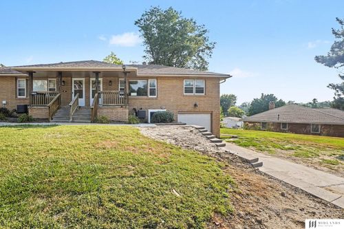 6767 Military Ave, Omaha, NE, 68104-2519 | Card Image