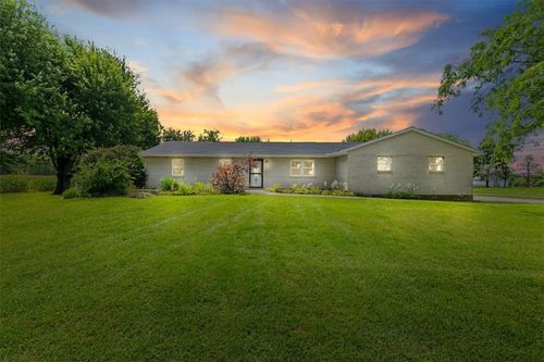 8161 Milton Carlisle Road, New Carlisle, OH, 45344 | Card Image