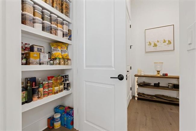 6640 Avis Walk, Townhouse with 3 bedrooms, 3 bathrooms and null parking in Alpharetta GA | Image 25