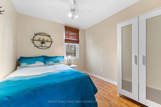209 Maple Grove Lane, House other with 2 bedrooms, 1 bathrooms and 6 parking in South Frontenac ON | Image 11