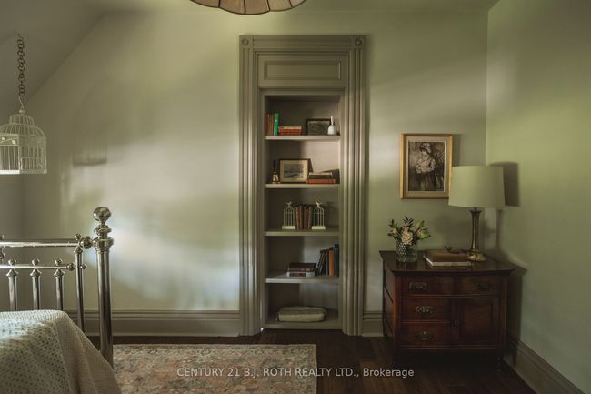 42 Burton Ave, House other with 3 bedrooms, 3 bathrooms and 2 parking in Barrie ON | Image 32